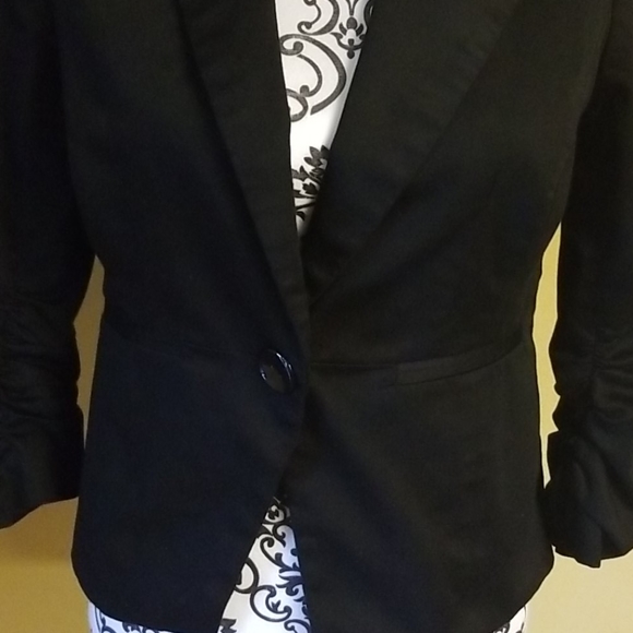 Jacket - Picture 2 of 4